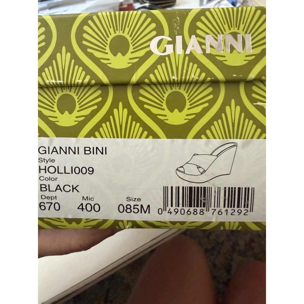 Gianni Bini Holli Black Patent Crisscross Platform Wedge Sandals Womens 8.5M - Picture 2 of 8